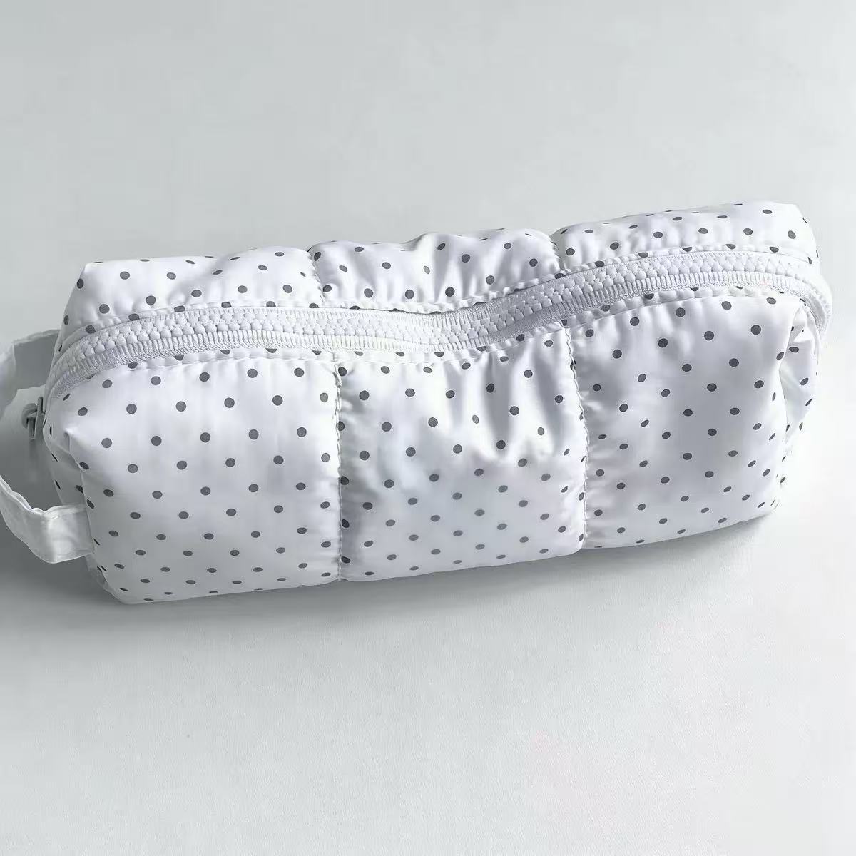 Aesthetic Large Pencil Case Pouch - Tas Pensil Genggam Polka Dot Kapasitas